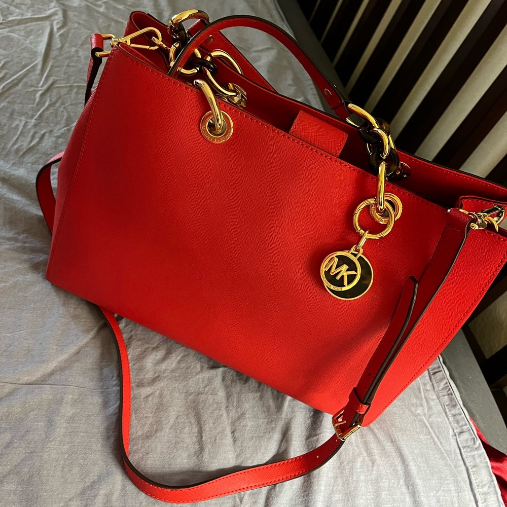 MK purse